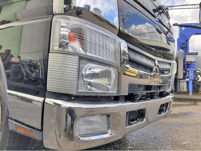 三菱ふそうキャンタークレーン4段小型（2t・3t）[写真08]