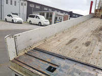 いすゞギガセルフクレーン4段大型（10t）[写真12]