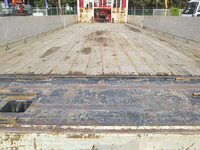 いすゞギガセルフクレーン4段大型（10t）[写真13]