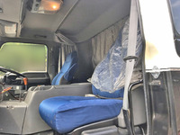 いすゞギガダンプ大型（10t）[写真30]