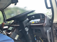 いすゞギガダンプ大型（10t）[写真32]