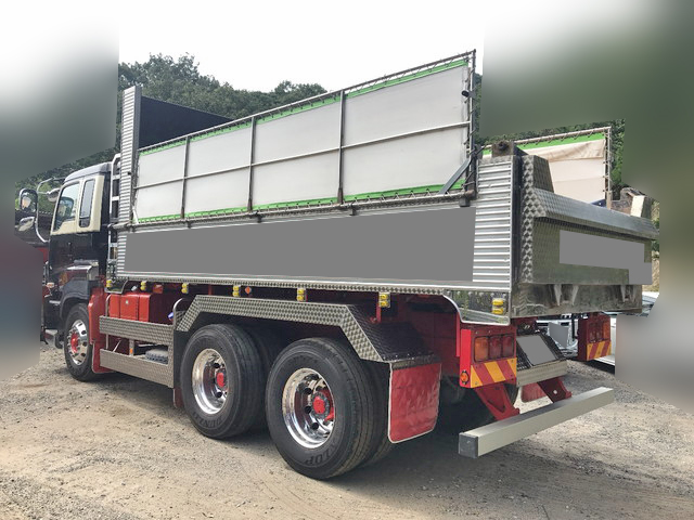 いすゞギガダンプ大型（10t）[写真04]