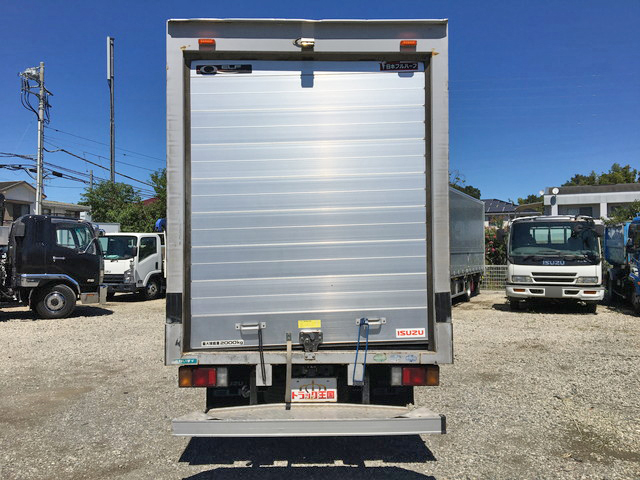 いすゞエルフアルミバン小型（2t・3t）[写真10]