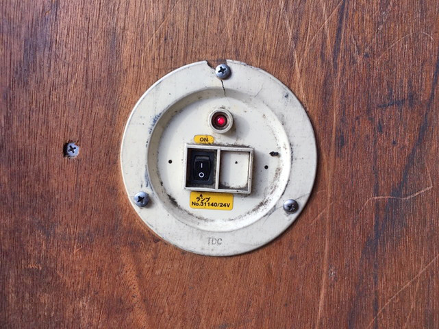 いすゞエルフアルミバン小型（2t・3t）[写真15]