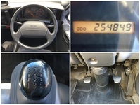 いすゞエルフアルミバン小型（2t・3t）[写真36]