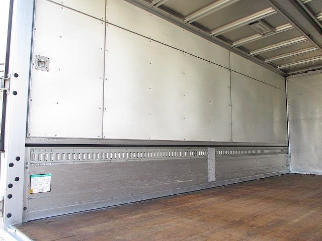 日野レンジャーアルミウイング中型（4t）[写真12]