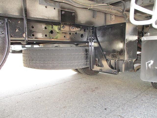 日野レンジャーアルミウイング中型（4t）[写真22]