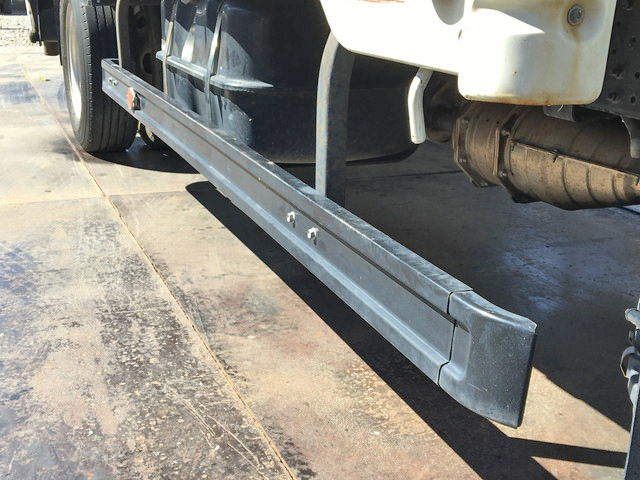 いすゞエルフ平ボディ小型（2t・3t）[写真19]