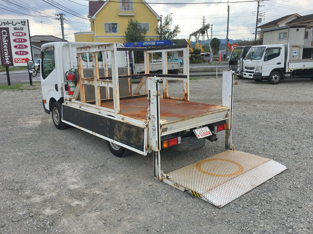 日産アトラス平ボディ小型（2t・3t）[写真14]