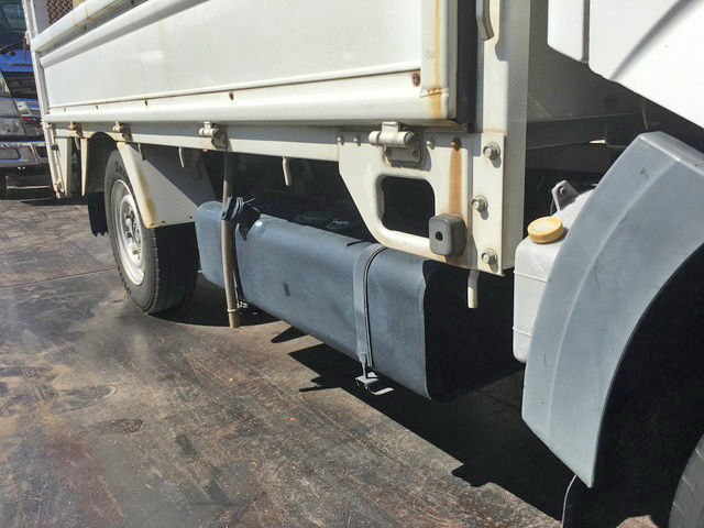 日産アトラス平ボディ小型（2t・3t）[写真19]