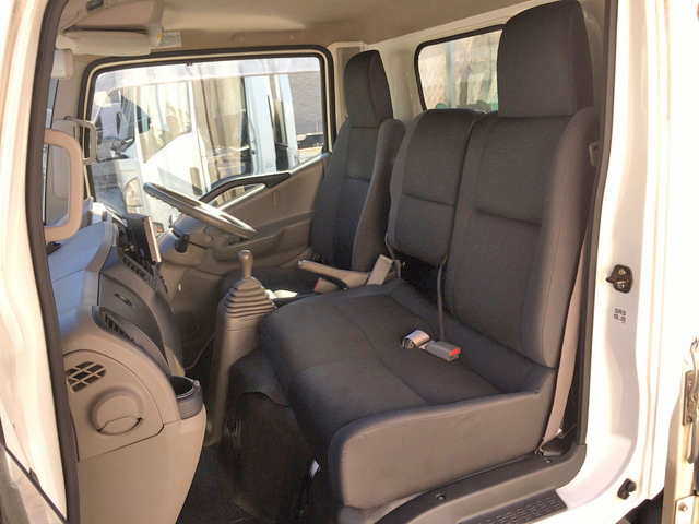 日産アトラス平ボディ小型（2t・3t）[写真32]