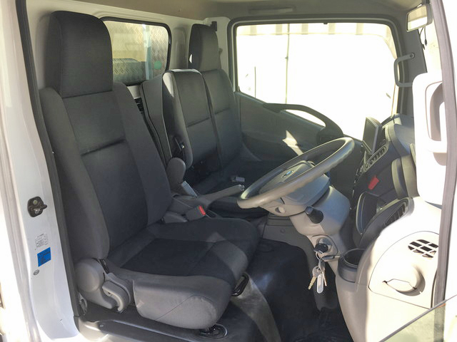 日産アトラス平ボディ小型（2t・3t）[写真33]