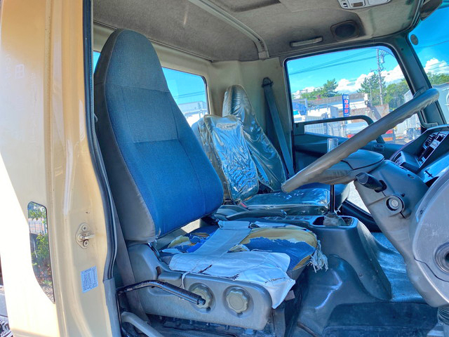 三菱ふそうファイターダンプ中型（4t）[写真23]