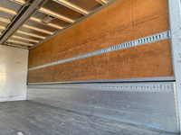 いすゞフォワードアルミウイング中型（4t）[写真14]