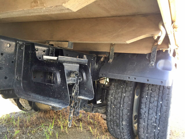 いすゞエルフ平ボディ小型（2t・3t）[写真11]