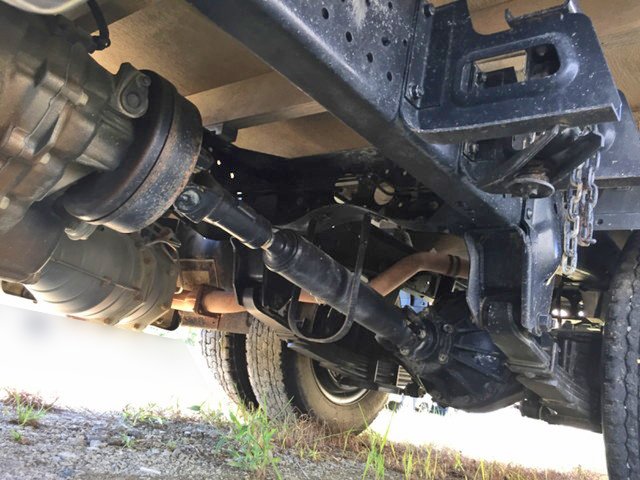 いすゞエルフ平ボディ小型（2t・3t）[写真13]