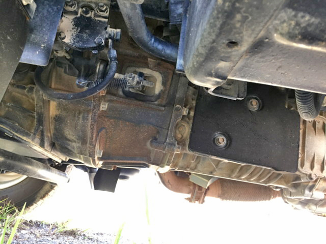 いすゞエルフ平ボディ小型（2t・3t）[写真14]