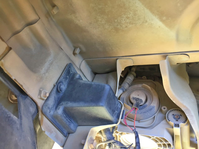 いすゞエルフ平ボディ小型（2t・3t）[写真15]