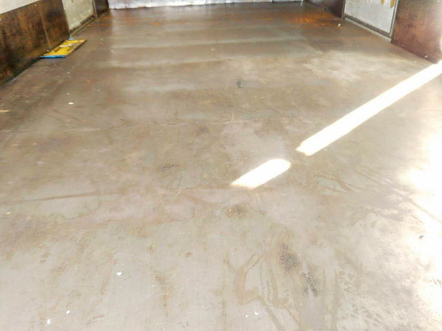 三菱ふそうキャンターアルミバン小型（2t・3t）[写真11]