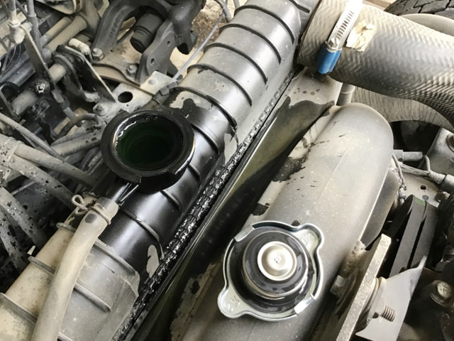 日野レンジャーユニック6段増トン（6t・8t）[写真15]