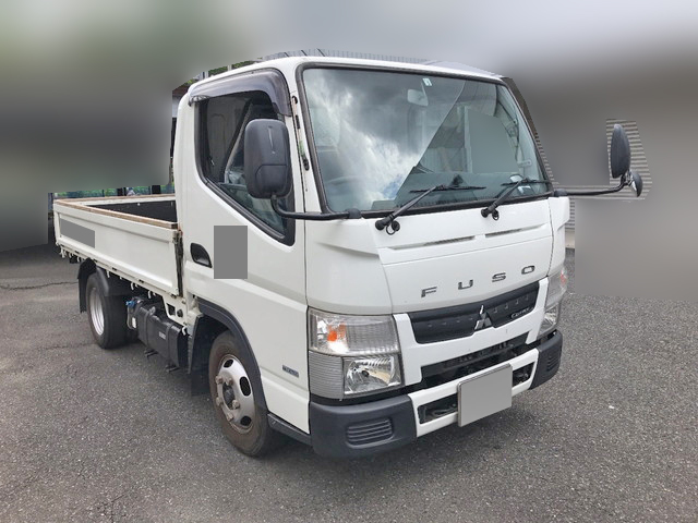 三菱ふそうキャンター平ボディ小型（2t・3t）[写真03]