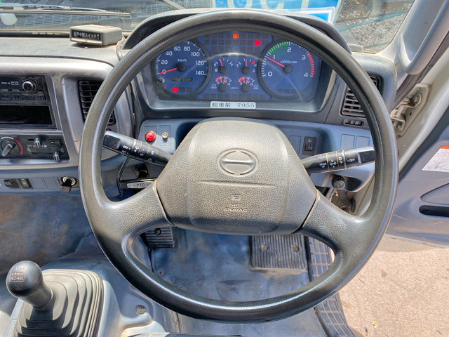 日野レンジャークレーン4段中型（4t）[写真37]