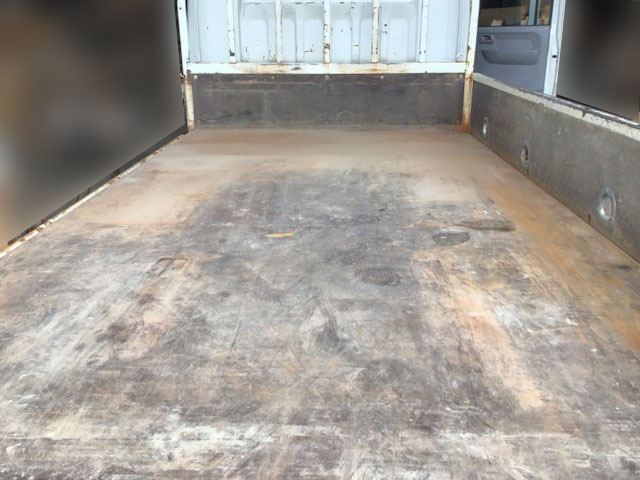 三菱ふそうキャンターダブルキャブ（Wキャブ）小型（2t・3t）[写真05]