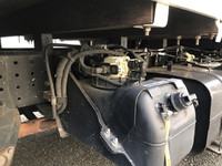 三菱ふそうキャンターガッツ平ボディ小型（2t・3t）[写真10]