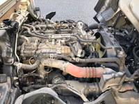 三菱ふそうキャンターガッツ平ボディ小型（2t・3t）[写真13]