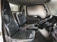 三菱ふそうキャンターガッツ平ボディ小型（2t・3t）[写真18]