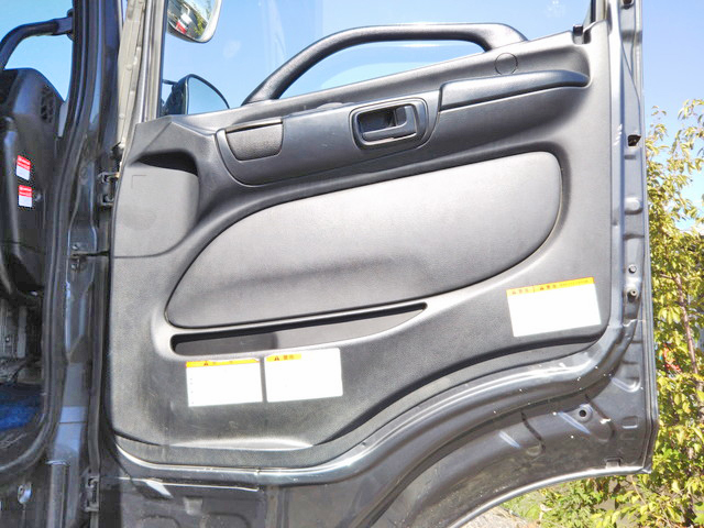 日野プロフィアダンプ大型（10t）[写真28]