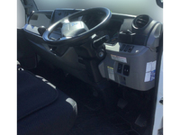 三菱ふそうキャンターアルミバン小型（2t・3t）[写真27]