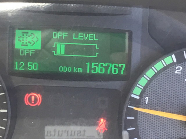 三菱ふそうキャンターアルミバン小型（2t・3t）[写真34]