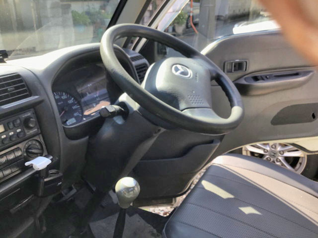 マツダボンゴ平ボディ小型（2t・3t）[写真18]