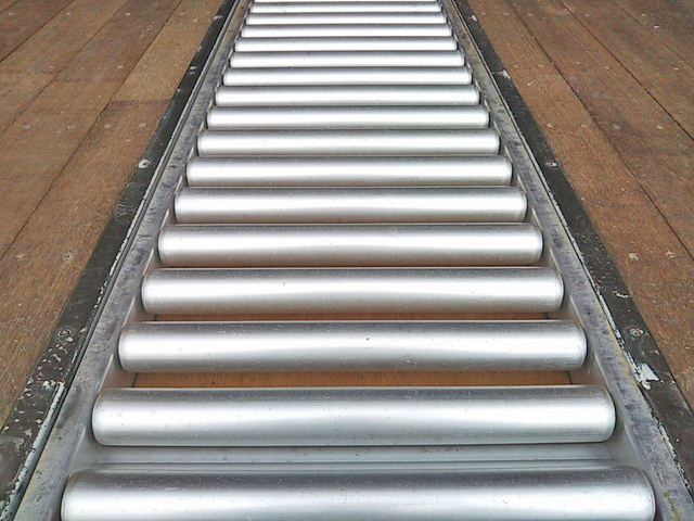 日野レンジャーアルミバン中型（4t）[写真17]