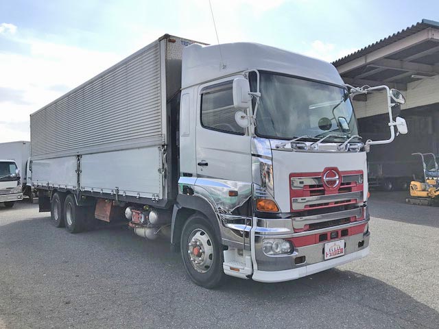 日野プロフィアアルミウイング大型（10t）[写真03]