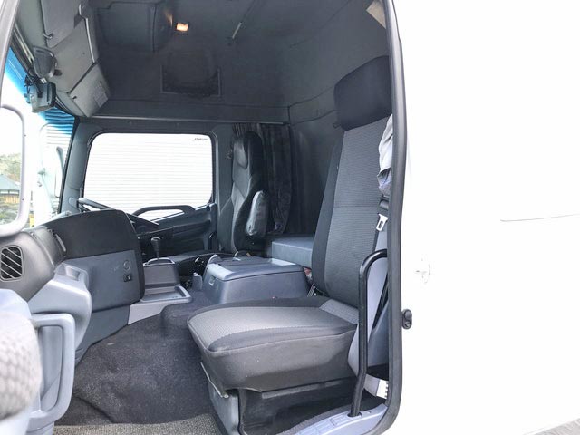 日野プロフィアアルミウイング大型（10t）[写真32]