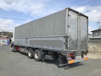 日野プロフィアアルミウイング大型（10t）[写真04]