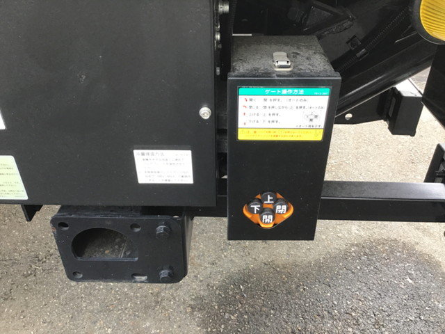 いすゞエルフアルミバン小型（2t・3t）[写真13]