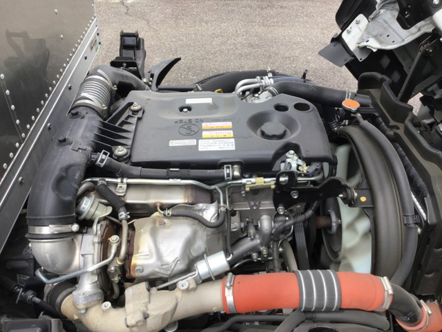 いすゞエルフアルミバン小型（2t・3t）[写真19]