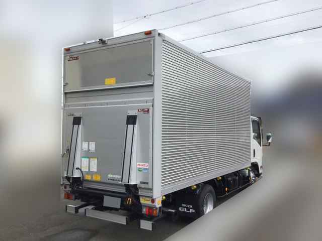 いすゞエルフアルミバン小型（2t・3t）[写真02]