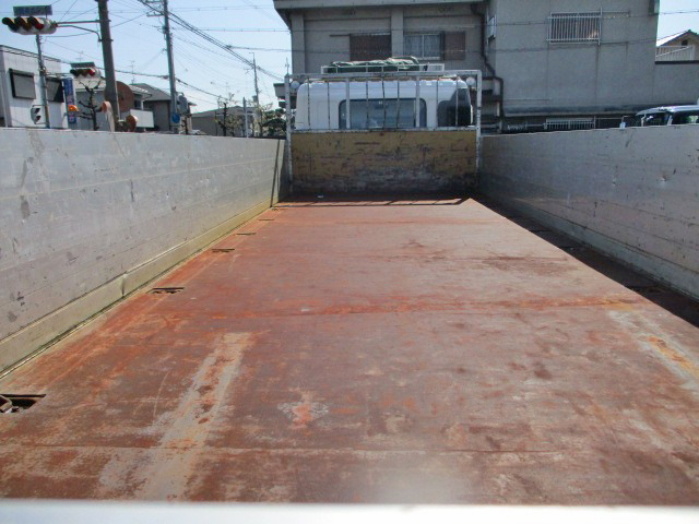 日野レンジャーアルミブロック増トン（6t・8t）[写真09]