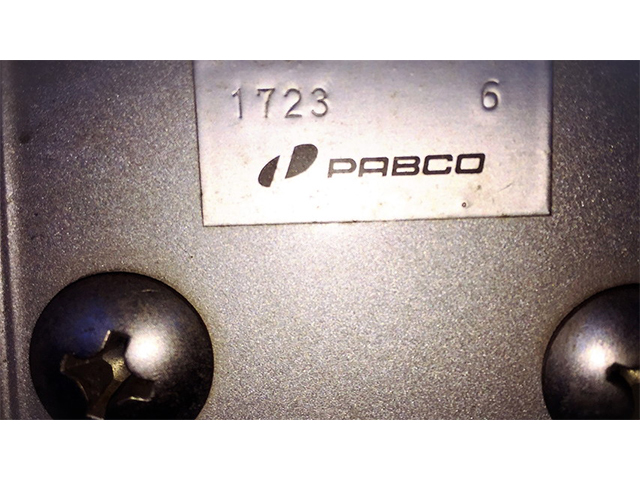 いすゞフォワードアルミブロック中型（4t）[写真07]