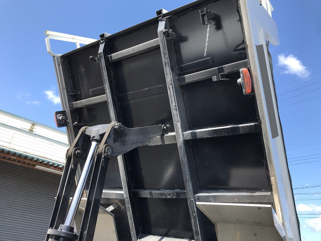 三菱ふそうファイターダンプ増トン（6t・8t）[写真17]