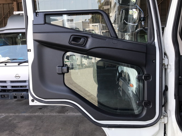 三菱ふそうファイターダンプ増トン（6t・8t）[写真29]