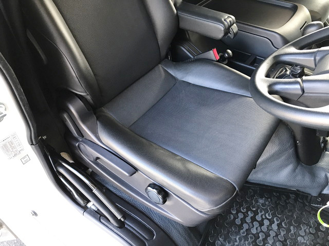 三菱ふそうファイターダンプ増トン（6t・8t）[写真32]