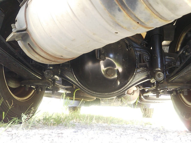 三菱ふそうキャンター平ボディ小型（2t・3t）[写真10]