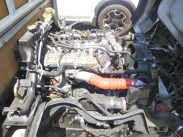 三菱ふそうキャンター平ボディ小型（2t・3t）[写真12]