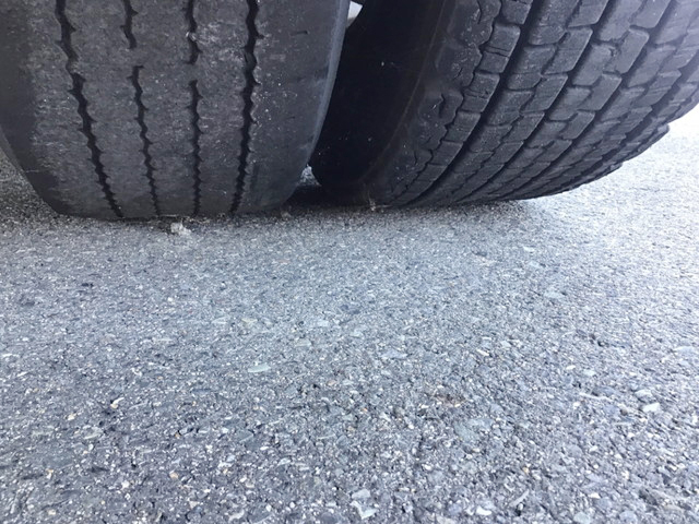 いすゞギガアルミウイング大型（10t）[写真18]