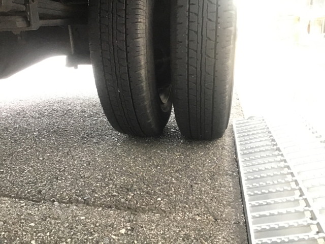 トヨタダイナ平ボディ小型（2t・3t）[写真12]